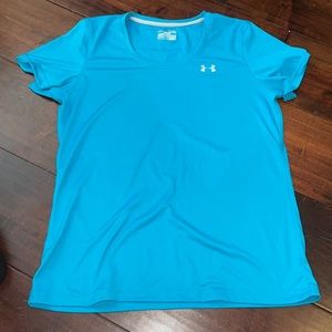 Under Armour semi fitted blue tee shirt